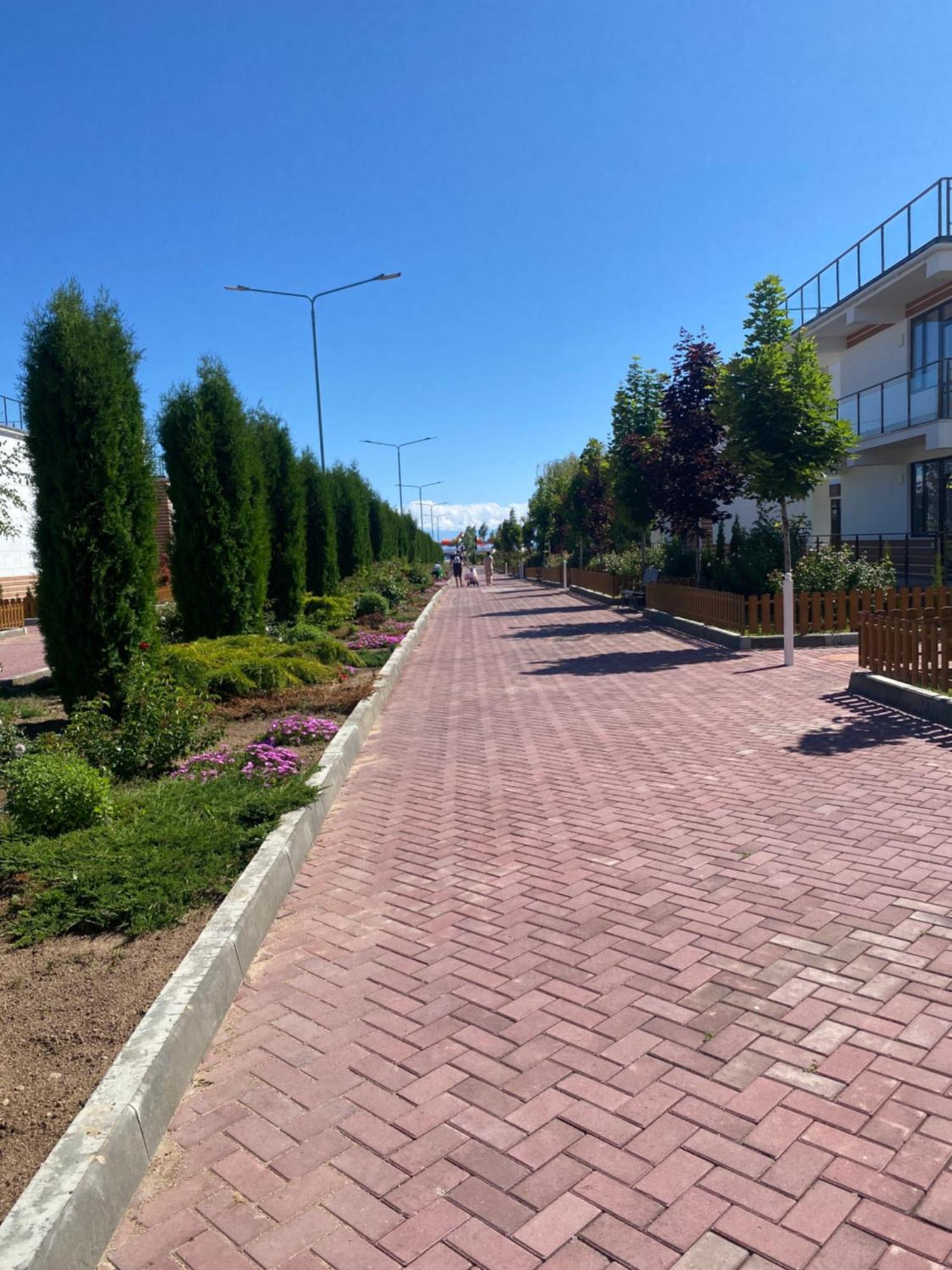 Таунхаус В Baytur Resort ボステリ エクステリア 写真