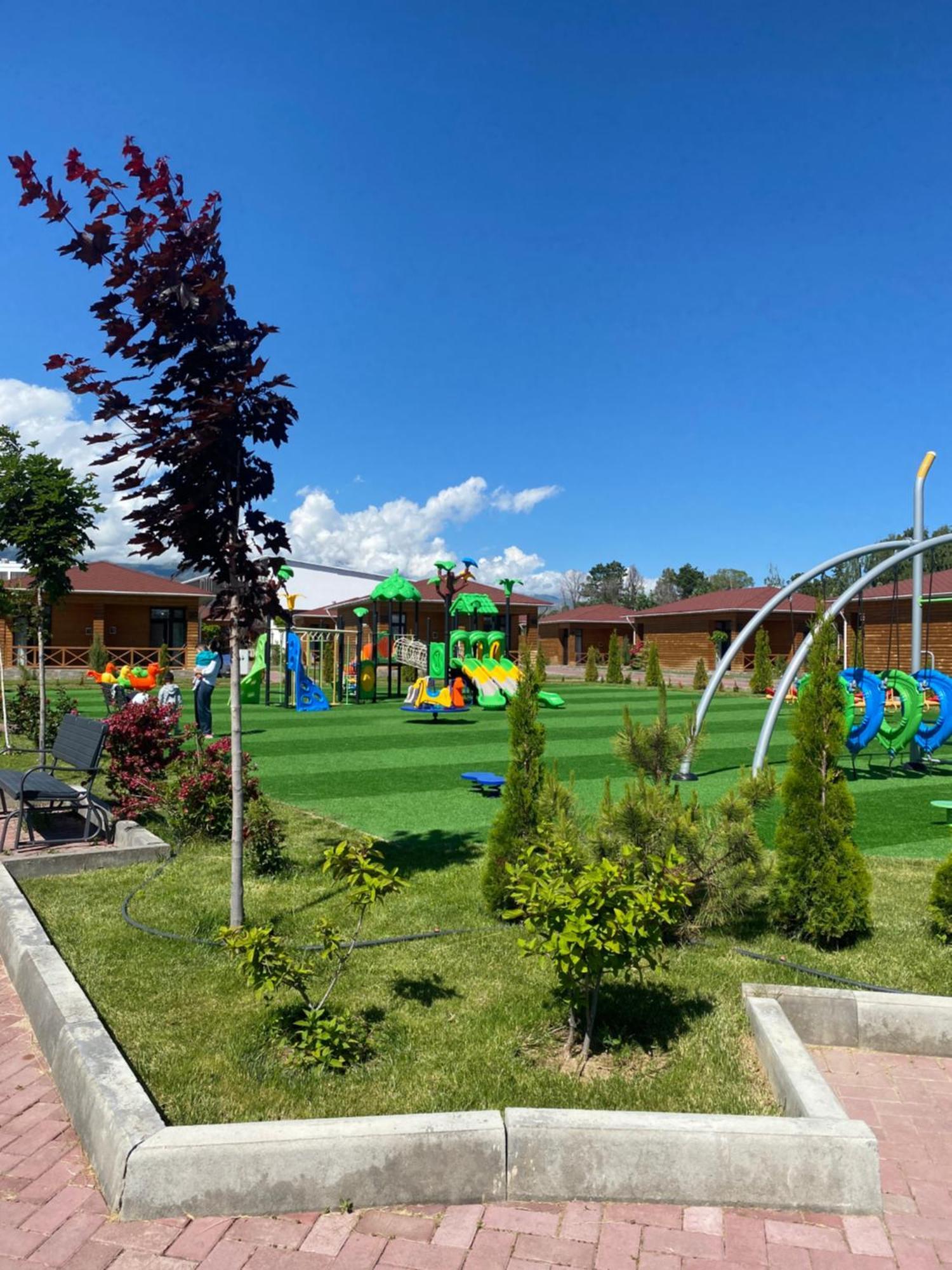 Таунхаус В Baytur Resort ボステリ エクステリア 写真