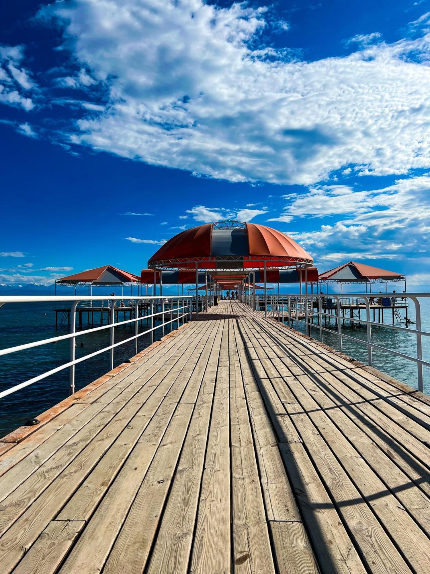 Таунхаус В Baytur Resort ボステリ エクステリア 写真